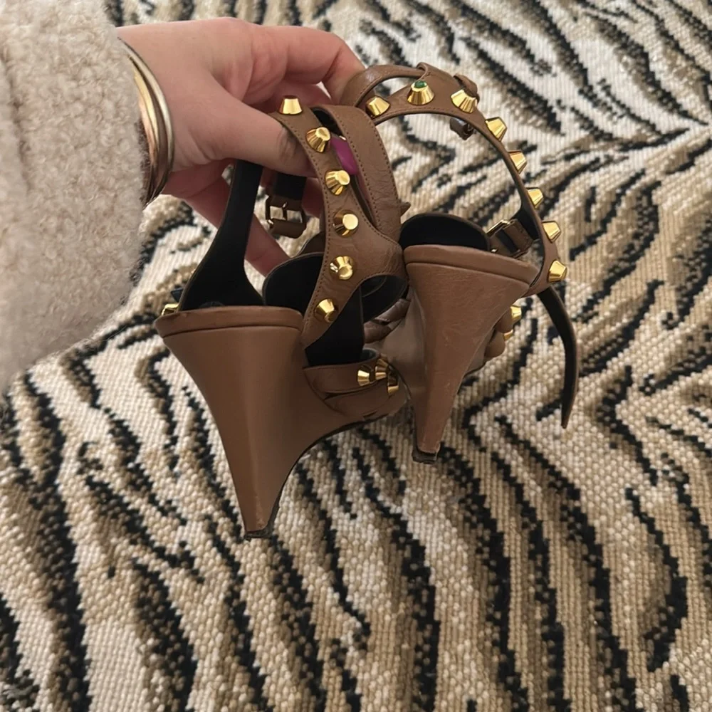 AUTHENTIC BALENCIAGA WEDGES - Picture 4 of 5